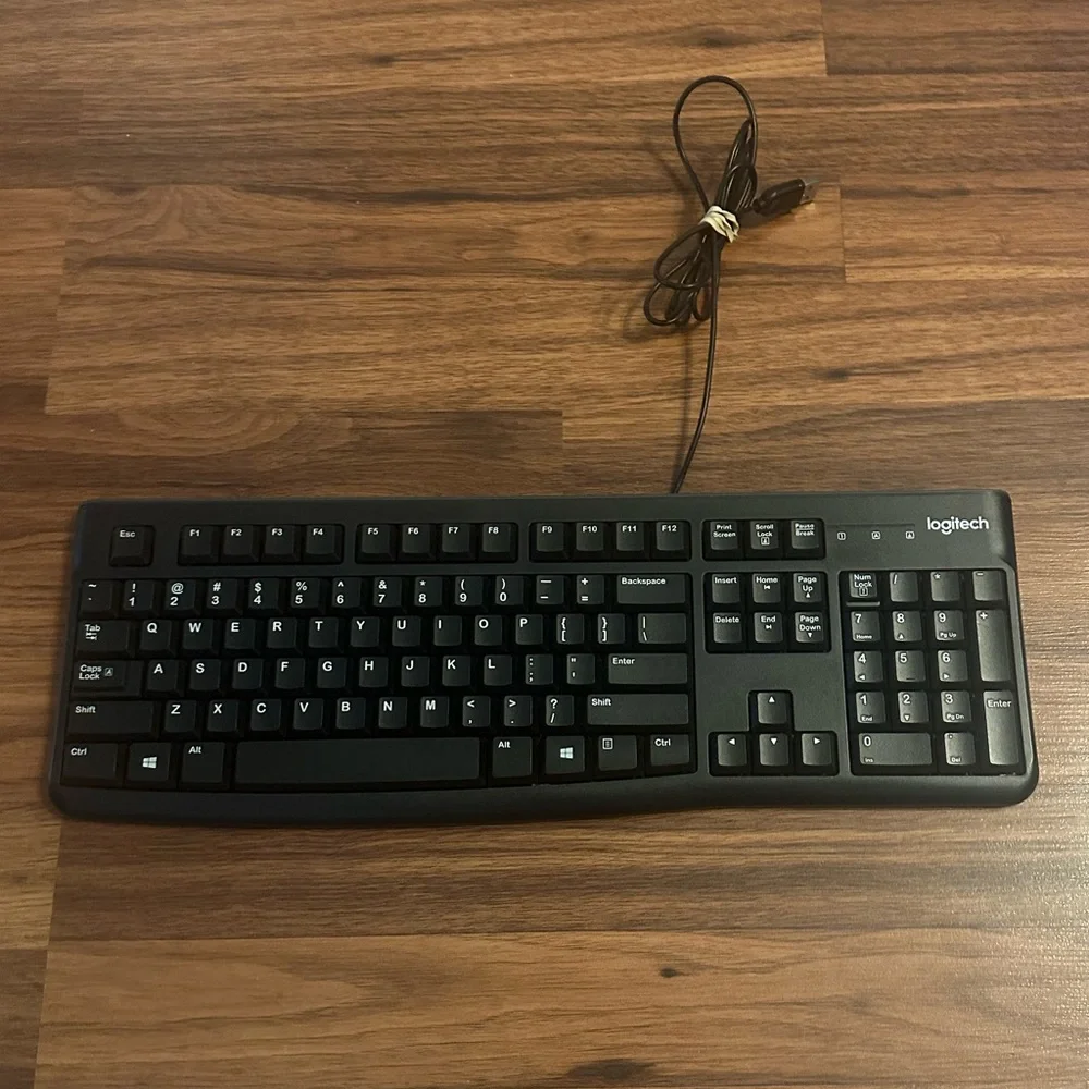Logitech K120 Ergonomic Desktop USB Keyboard